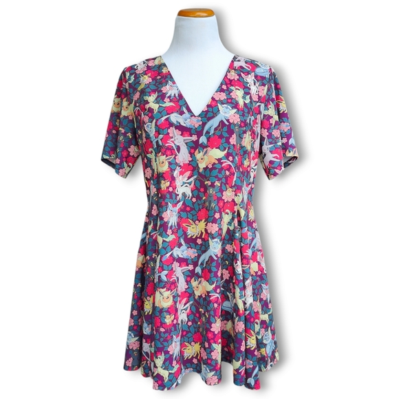 Blackmilk Pokemon Eevee Evolution Floral V Dress Size Large NWOT - Picture 2 of 9